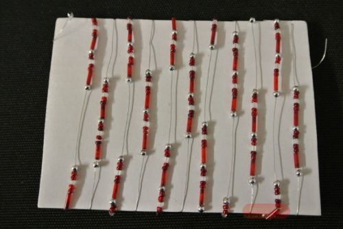 Bild von Girlande, 2m/ 1mm Perlchen, bordeaux