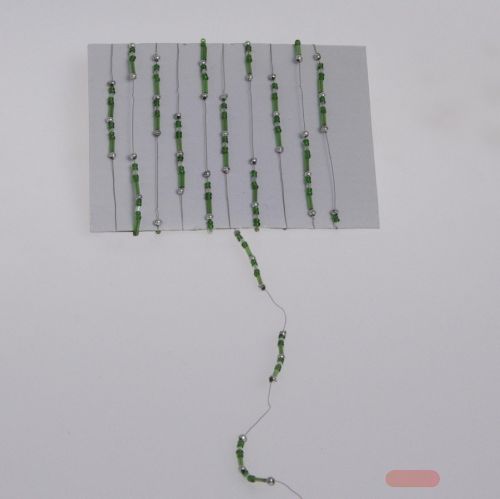 Bild von Girlande, 2m/ 1mm Perlchen, grün/silber