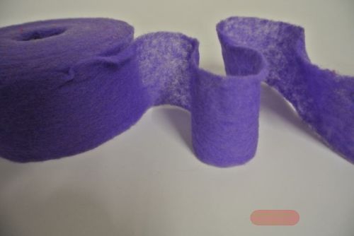 Bild von Band 15m/ 70mm, Naturwollvlies, lila