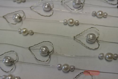 Bild von Girlande 1.8m/ 20mm, Drahtherz mit Perlen, silber