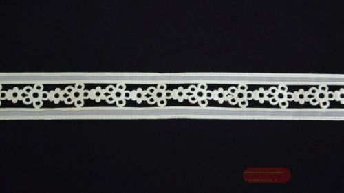 Bild von Band 20m/ 25mm, Blume gestanzt, grün