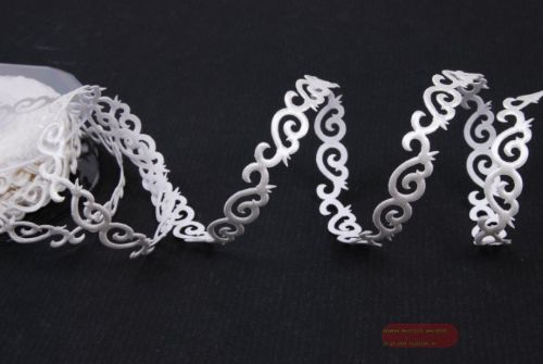 Bild von Band 10y/ 10mm, Ornament kl. klebend, ecru