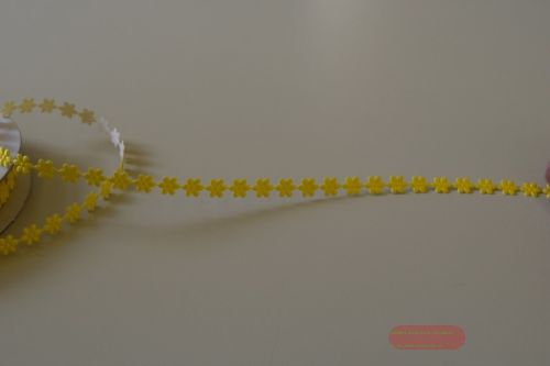 Bild von Band 25m/ 10mm, Blüte klebend, gelb