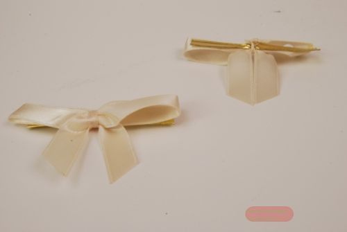 Bild von Masche, Flügel 3cm/ 10mm - Clipp, ecru