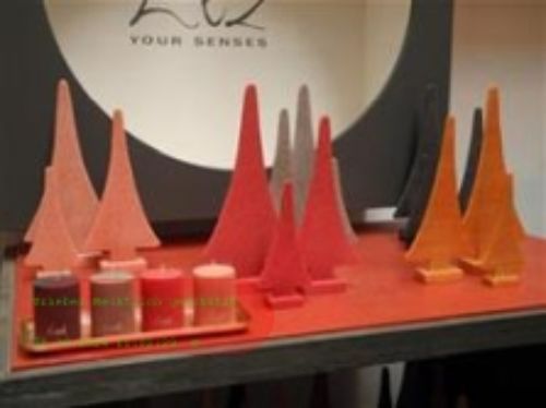 Bild von Baum, Paraffin Höhe 21cm, rot