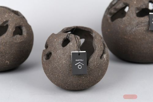 Bild von Kugel, mit Löcher Ø15cm, dunkelbraun*