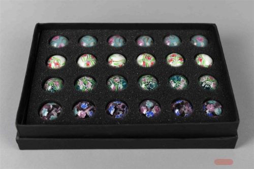 Bild von Floral glass - Kugel mit Langloch - Ø2,5cm, bunt