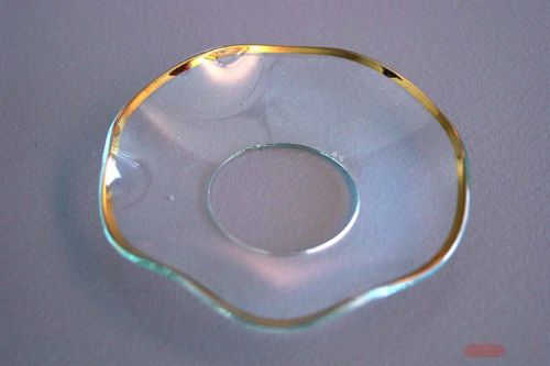 Bild von Tropfenfänger, gewellt - golden Rand, klar*