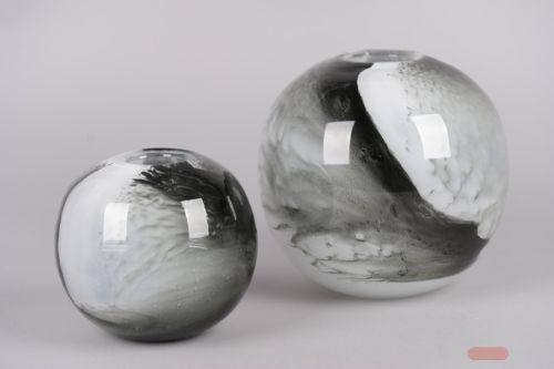 Bild von Glasvase, Kugel Ø20x H18.5cm, black magic