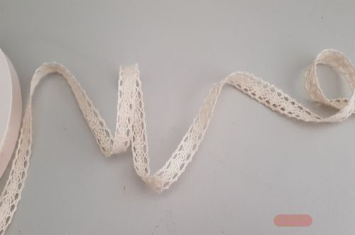 Bild von Band 15m/ 12mm, Häkel-Spitzenborte, ecru