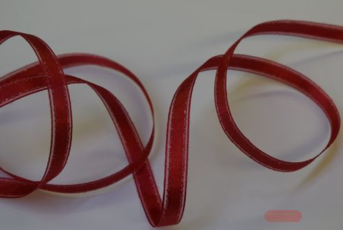 Bild von Band 25m/ 10mm, Uni mit Organza-Kante, rot