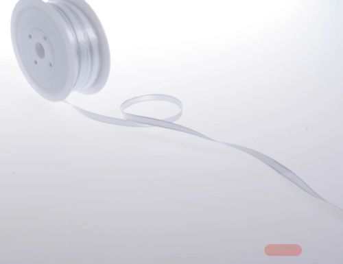 Bild von Band 50m/ 6mm, Satin m. Goldkante, weiss/silber