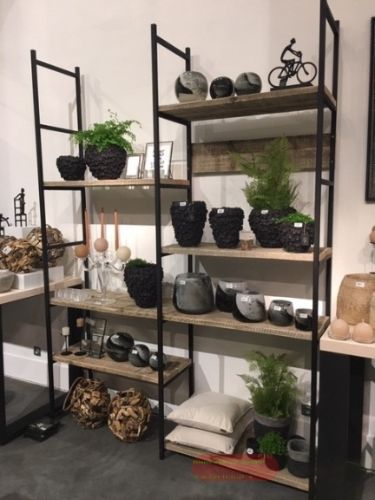 Bild von Display, Model B - Holztablar - H260x 45x L188cm